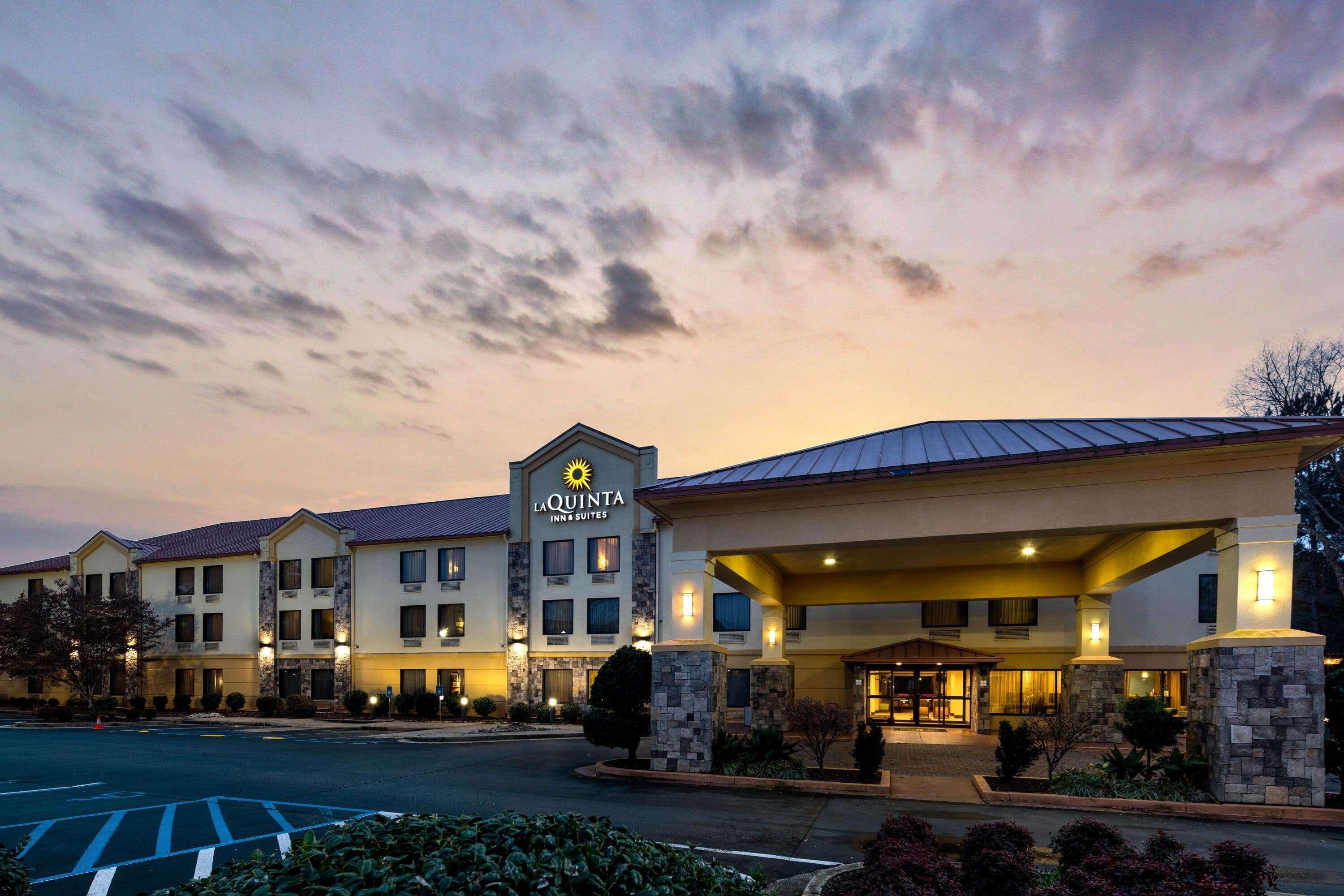 La Quinta By Wyndham Lagrange / I-85 Hotel Exterior foto