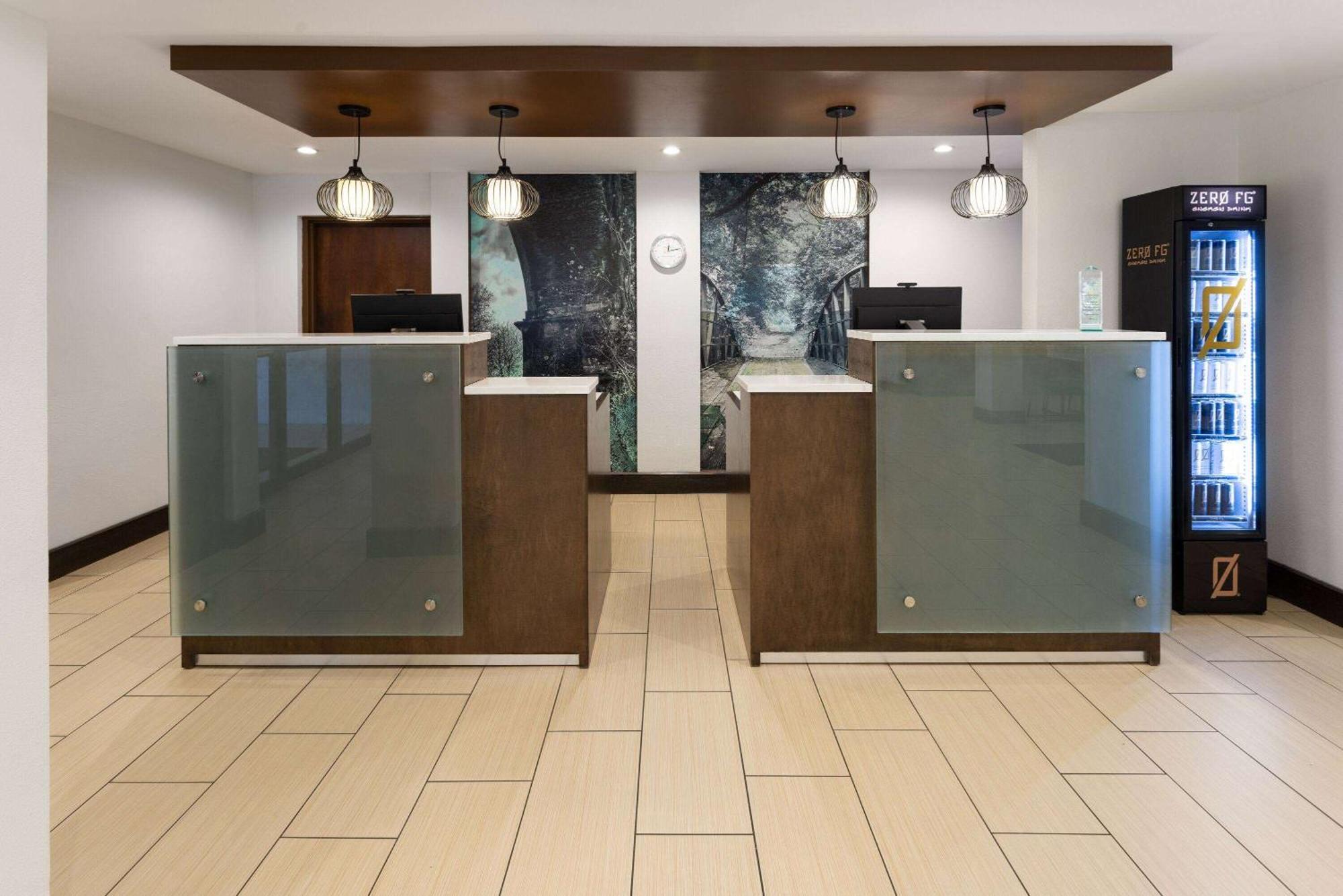 La Quinta By Wyndham Lagrange / I-85 Hotel Exterior foto